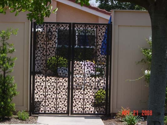 DBLG-double-gates-11