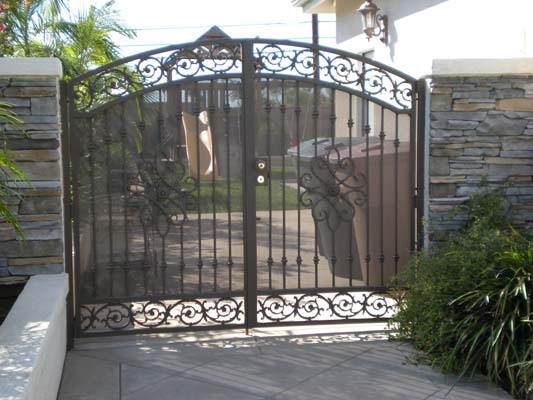 DBLG-double-gates-25