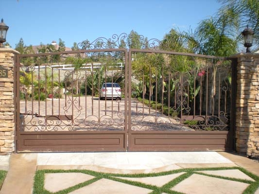 DBLG-double-gates-31