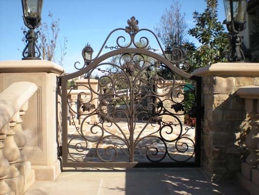 DBLG-double-gates-33