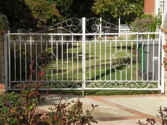 DBLG-double-gates-41