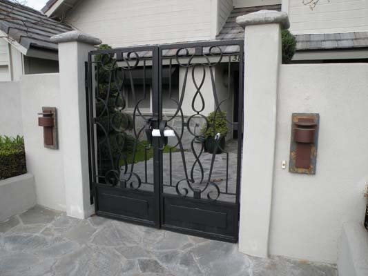 DBLG-double-gates-47