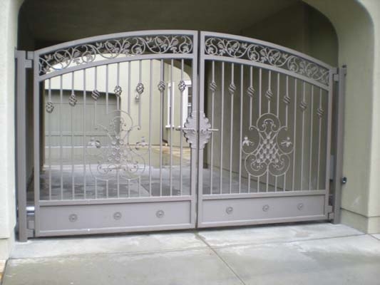 DBLG-double-gates-48