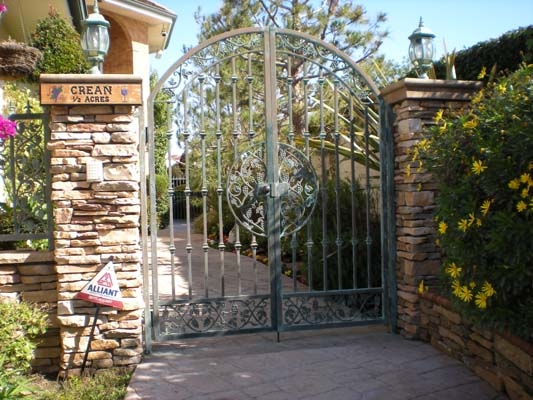 DBLG-double-gates-49