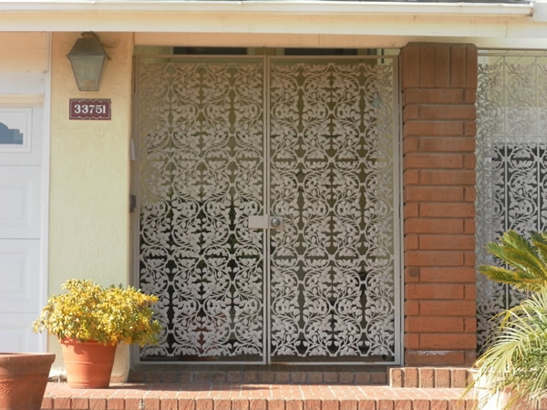 DBLG-double-gates-57