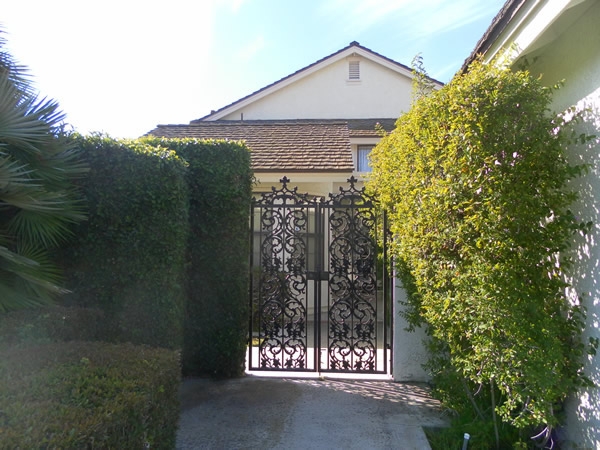 DBLG-double-gates-64