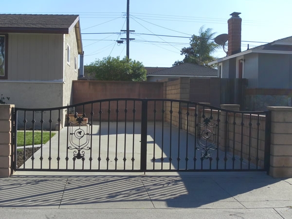 DBLG-double-gates-65